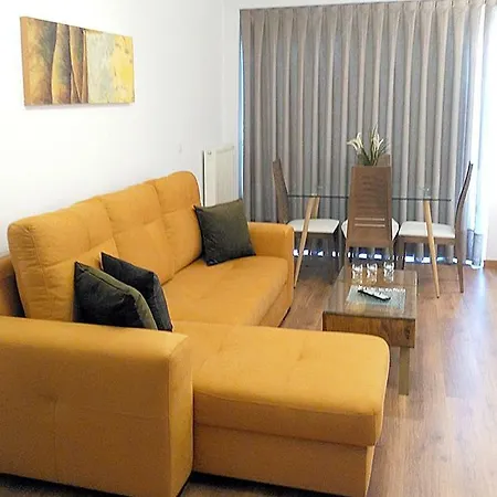 Cangas Popa Apartment